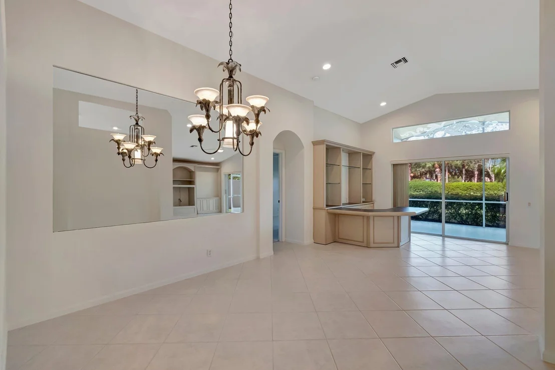 Photo of 6661 Sherbrook Drive