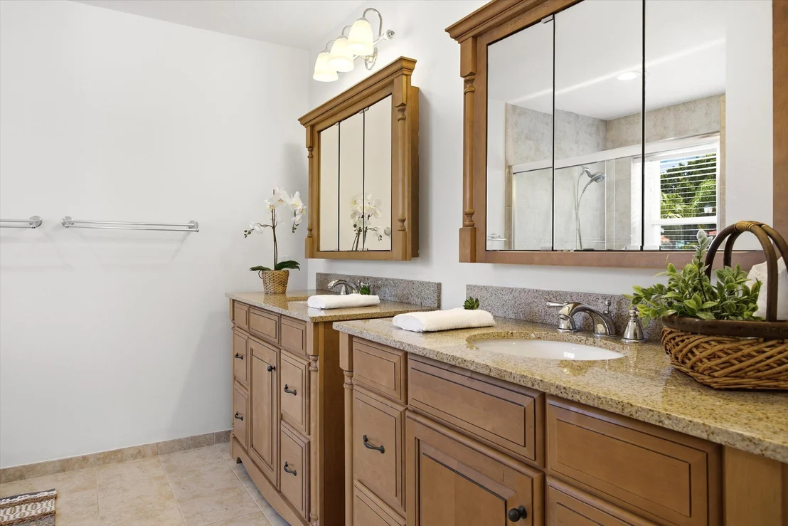 Photo of 1285 WINDSOR Lane