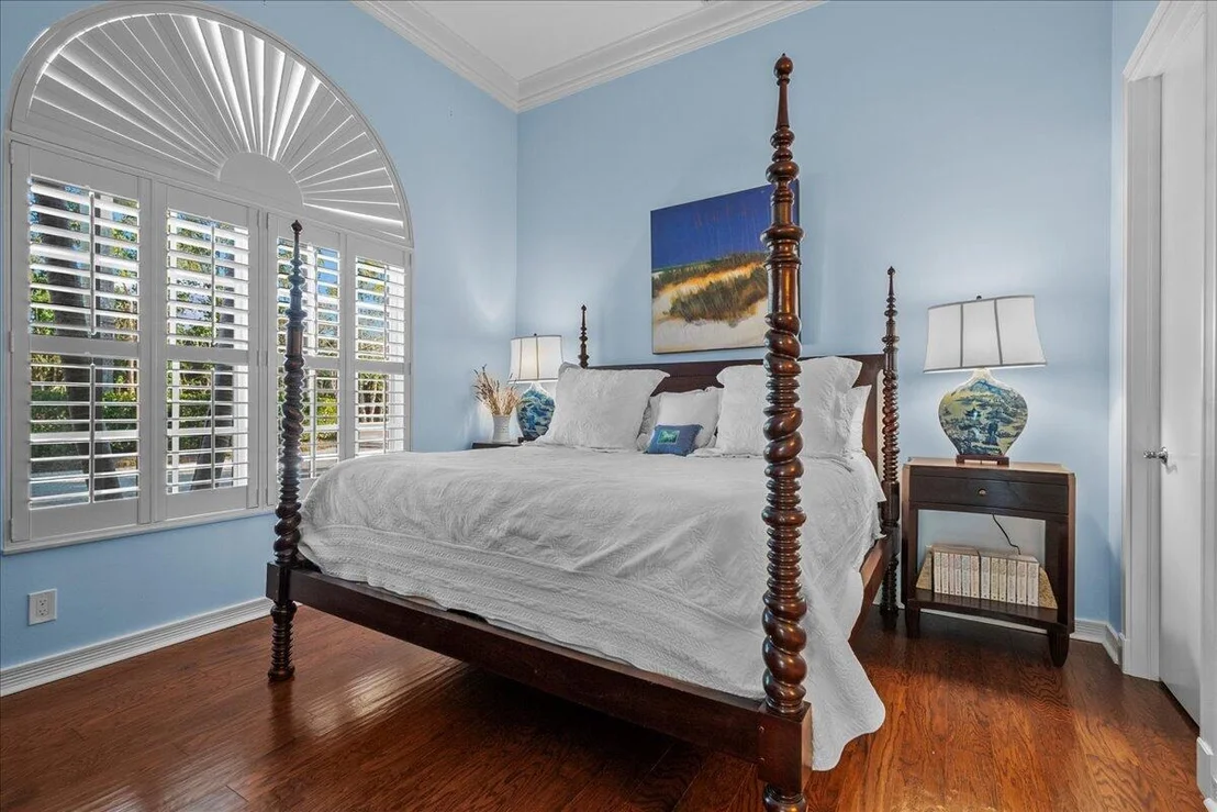 Photo of 1338 Breakers West Boulevard