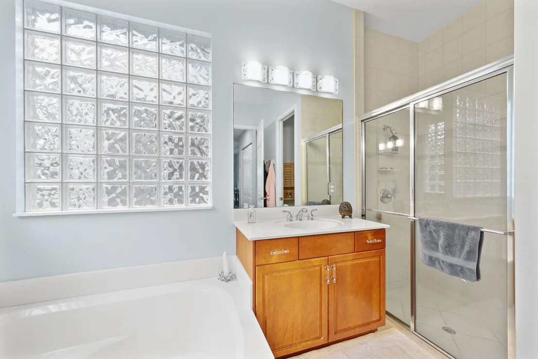 Photo of 19090 Skyridge Circle