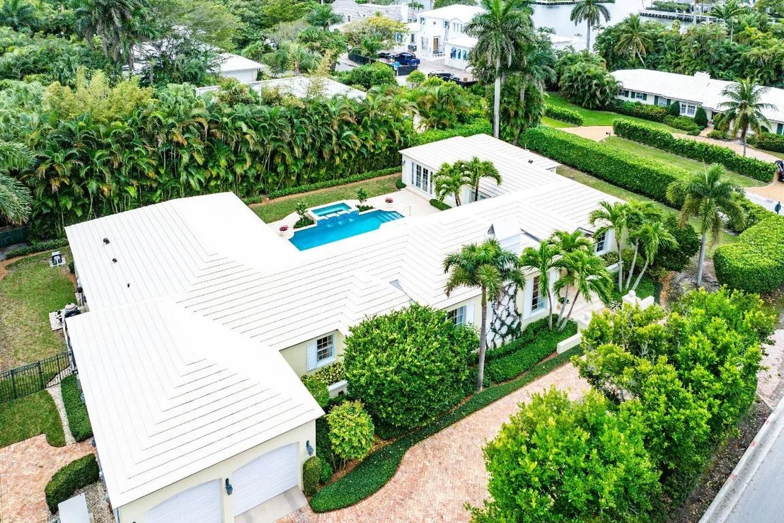 Photo of 450 Banyan Road