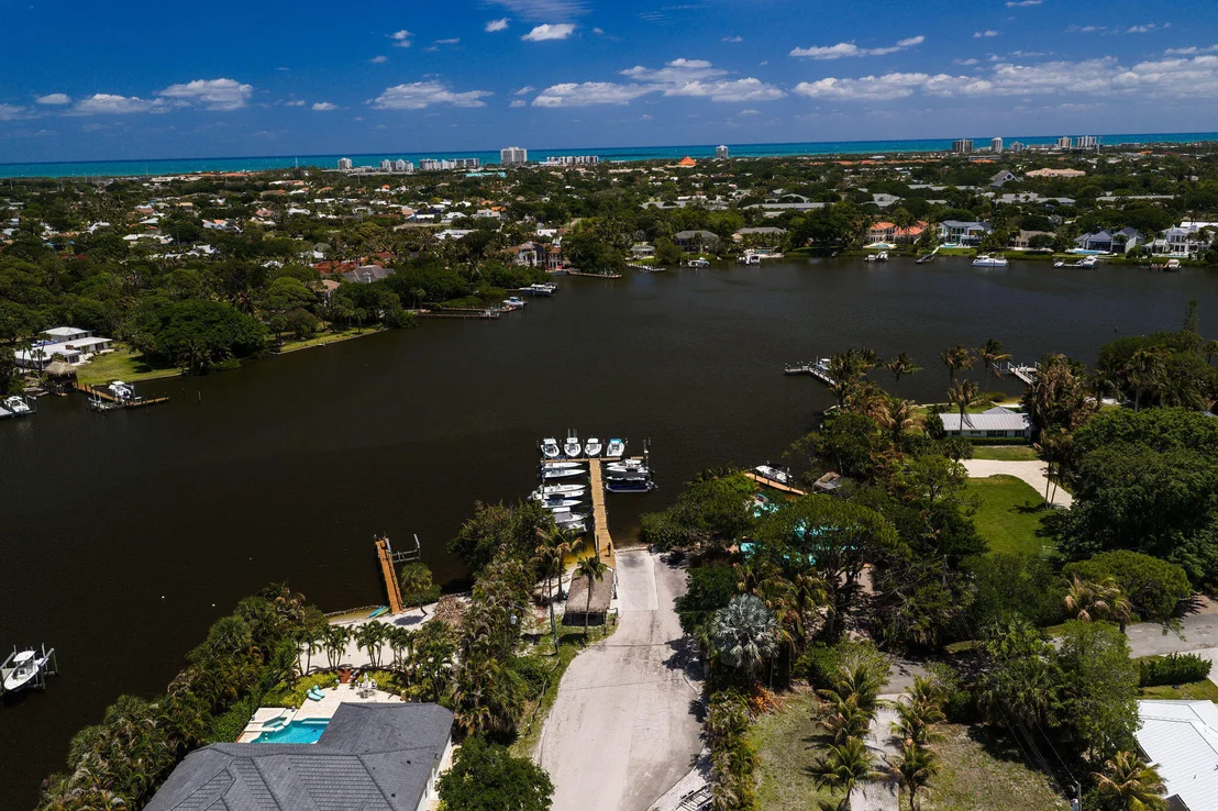 Photo of 19298 Gulfstream Drive