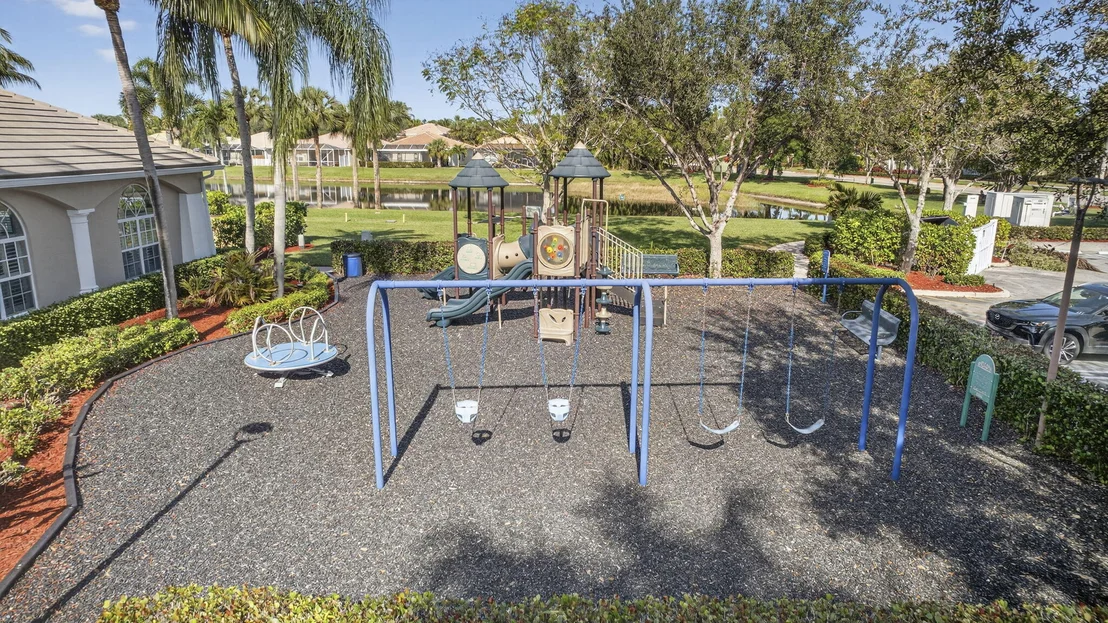 Photo of 8638 Lineyard Cay