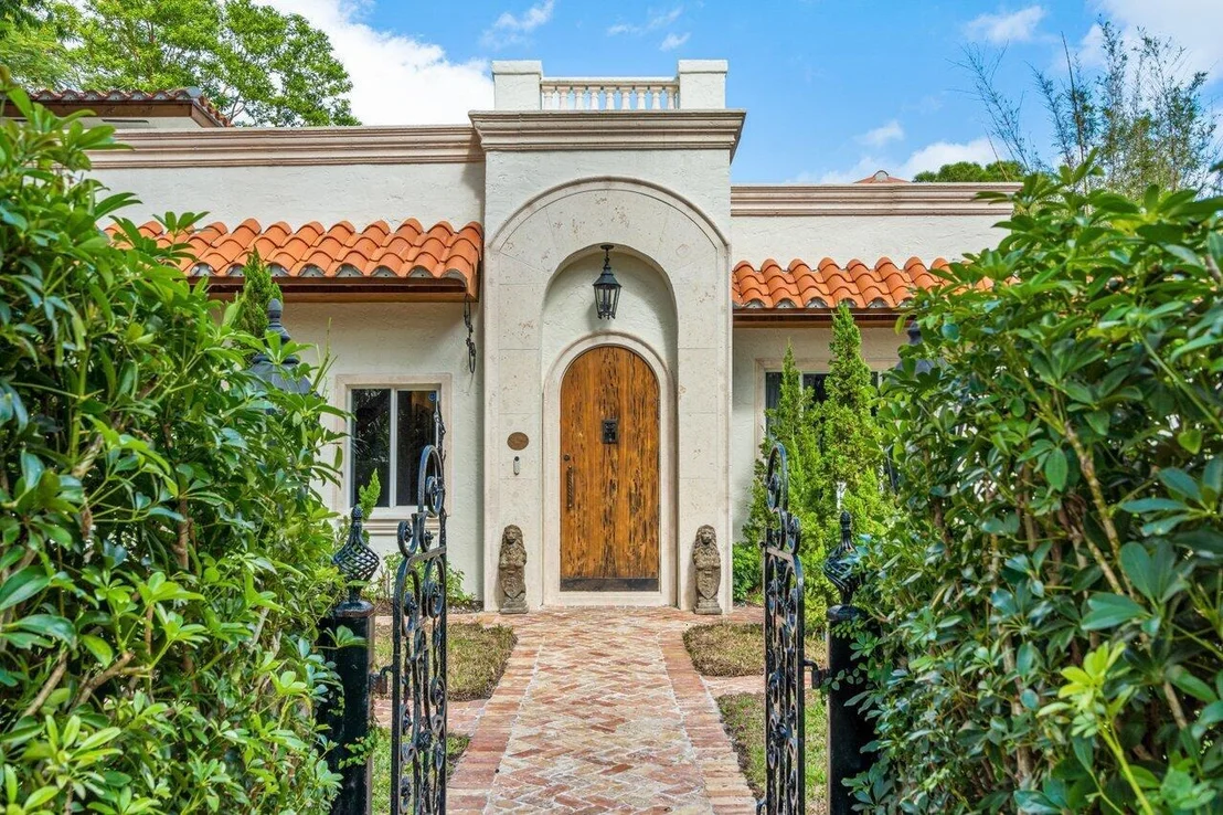 Photo of 855 Azalea Street