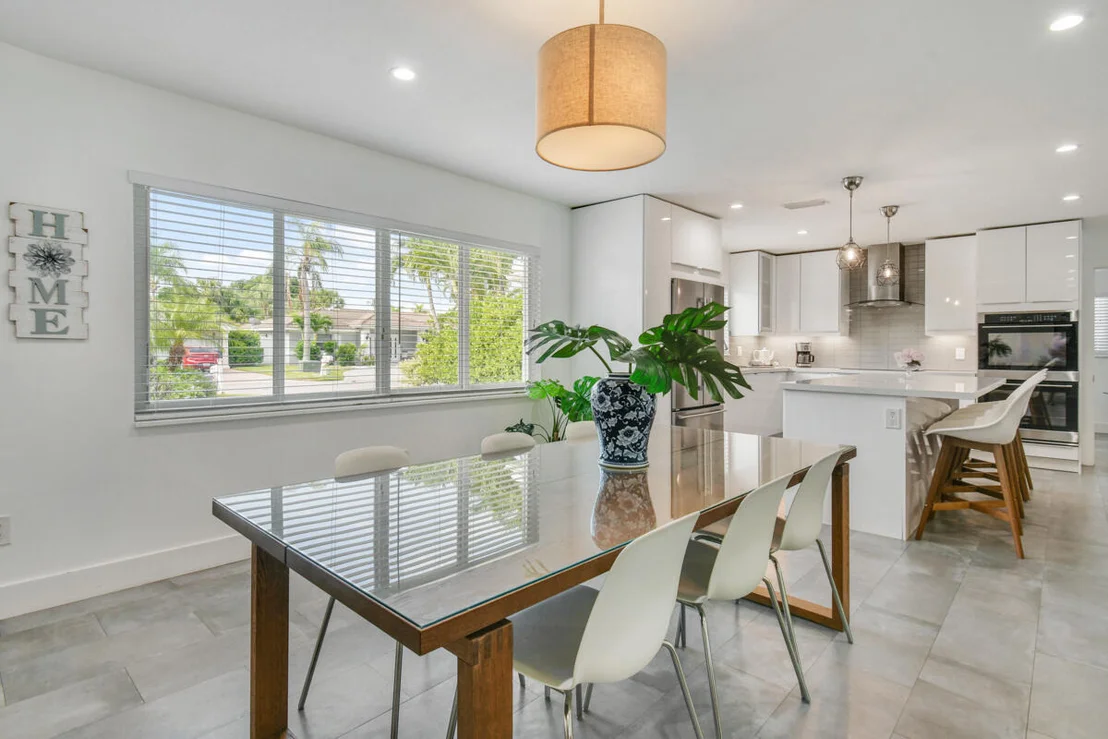 Photo of 1182 Beach Road