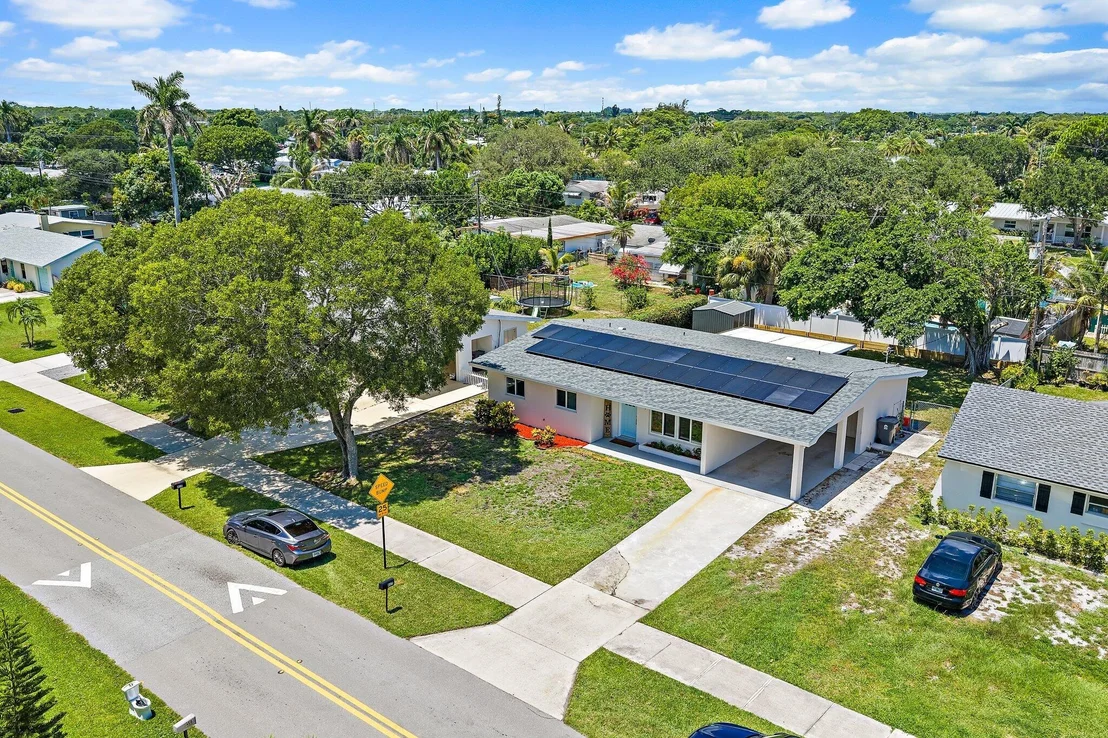 Photo of 417 PHILADELPHIA Drive