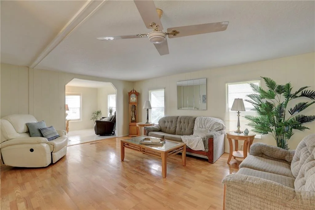 Photo of 1077 Wren Circle
