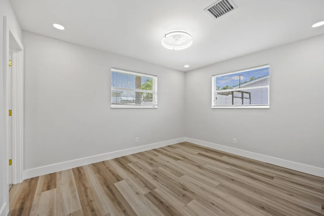 Photo of 18965 SE Southgate Drive