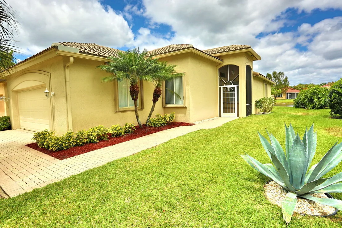 Photo of 9127 Bay Point Circle