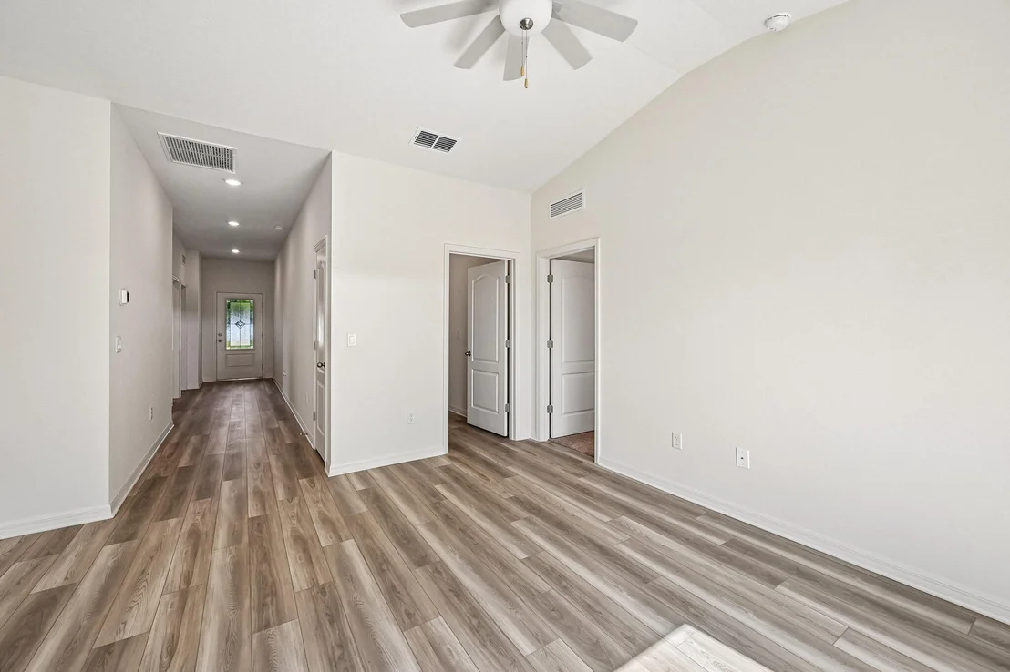 Photo of 5808 Sunset Boulevard