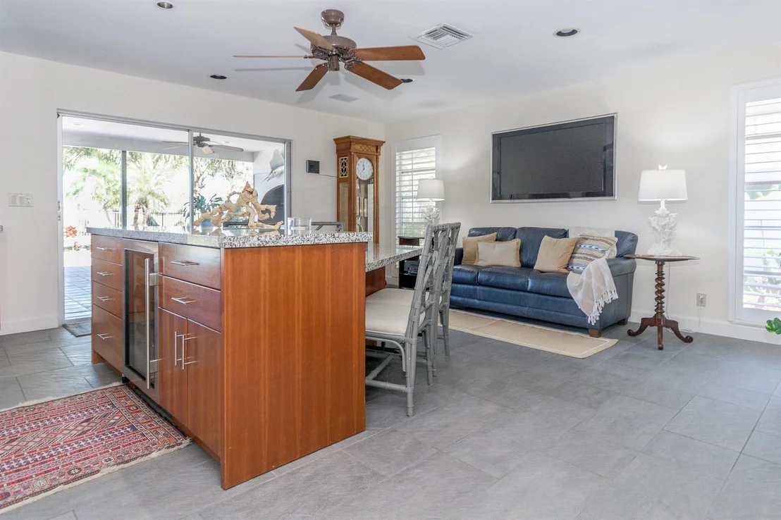 Photo of 837 Anchorage Drive