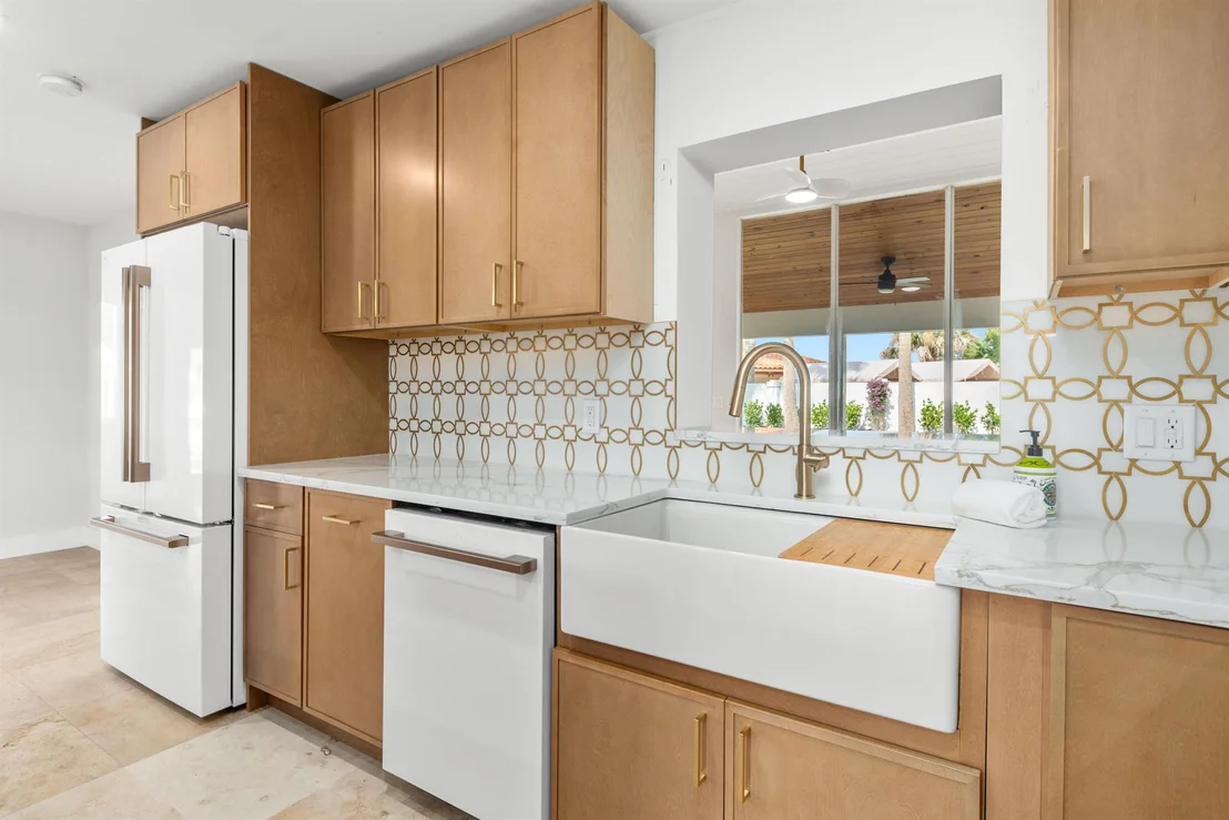 Photo of 4430 SE Bayshore Terrace