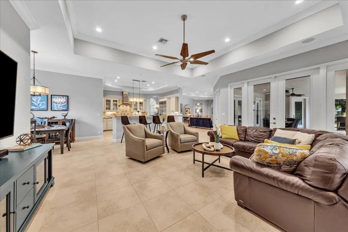 Photo of 378 Squire Drive