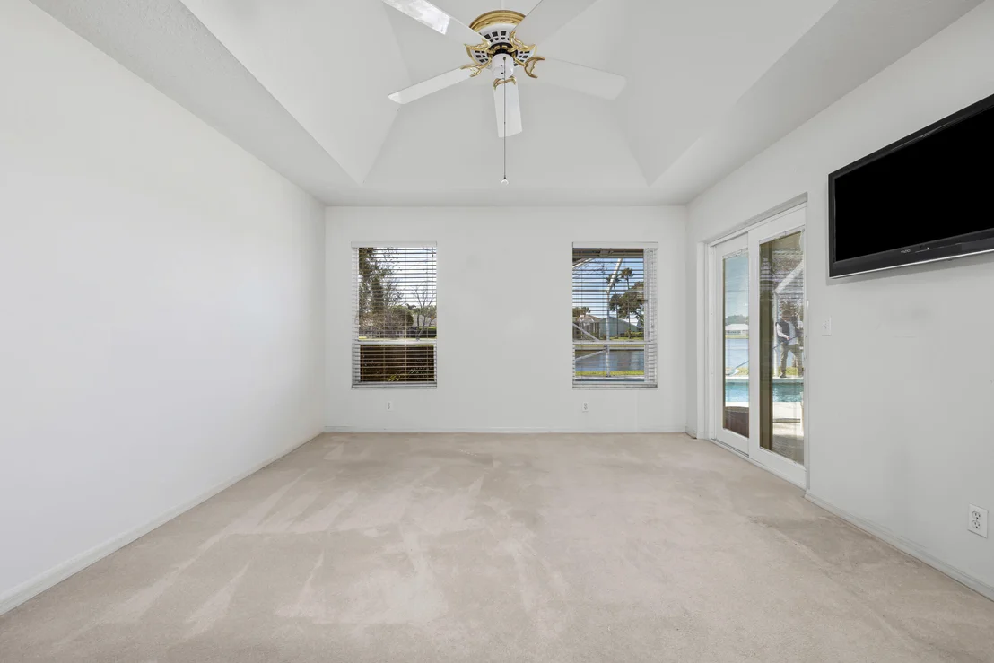 Photo of 2368 SW Danforth Circle