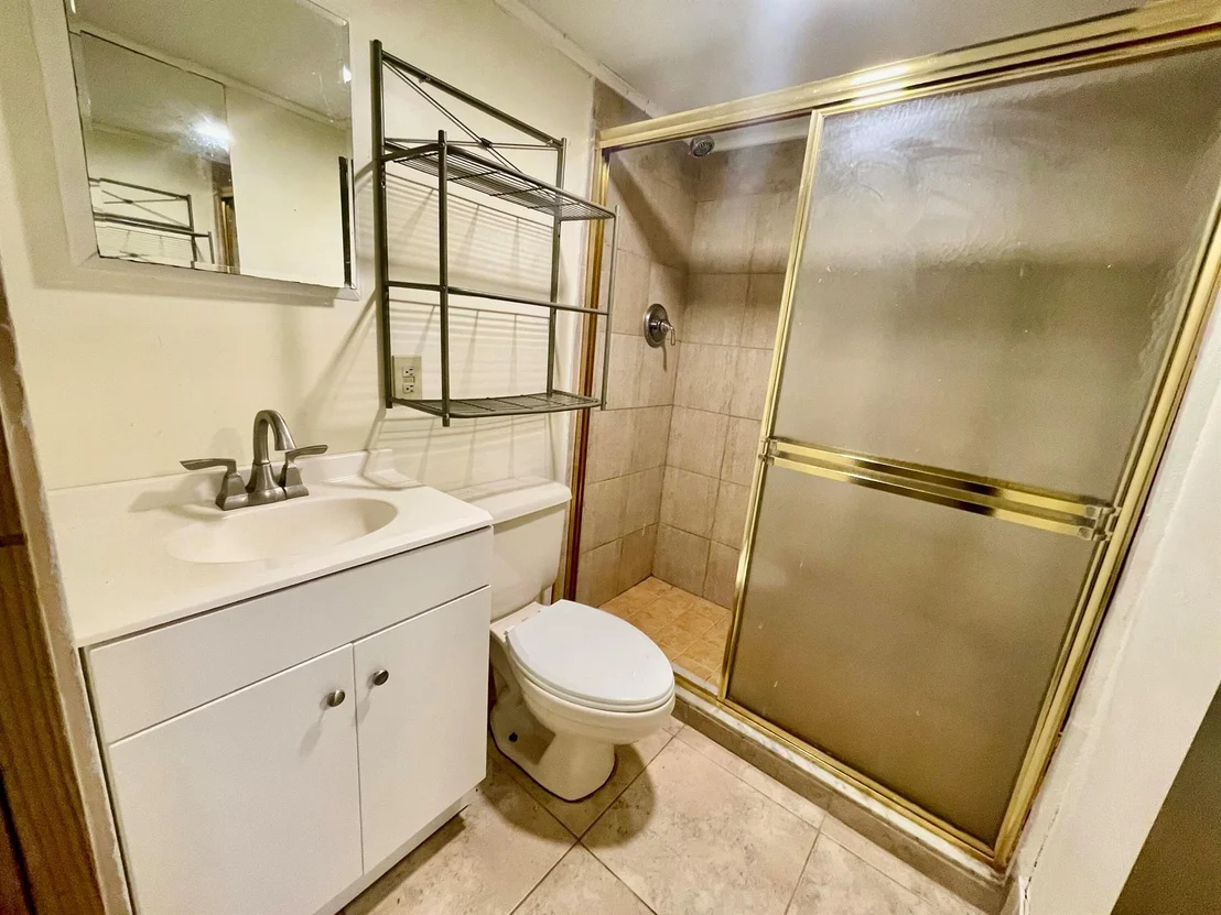 Photo of 1498 Hunter Road