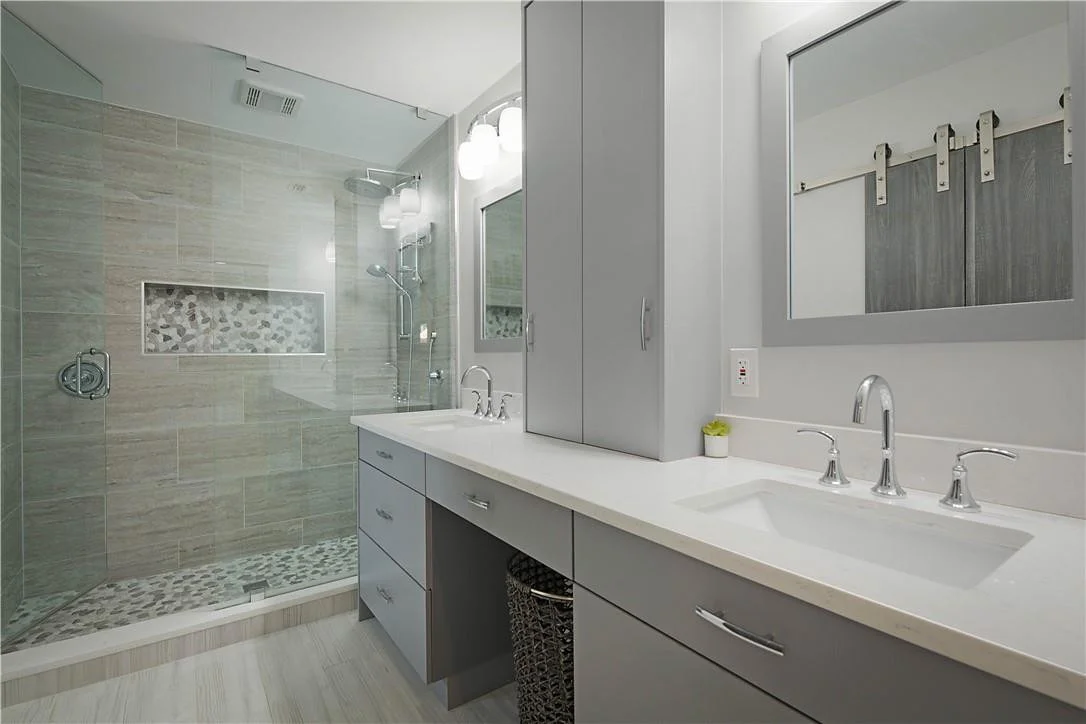 Photo of 3010 NE 45th Street