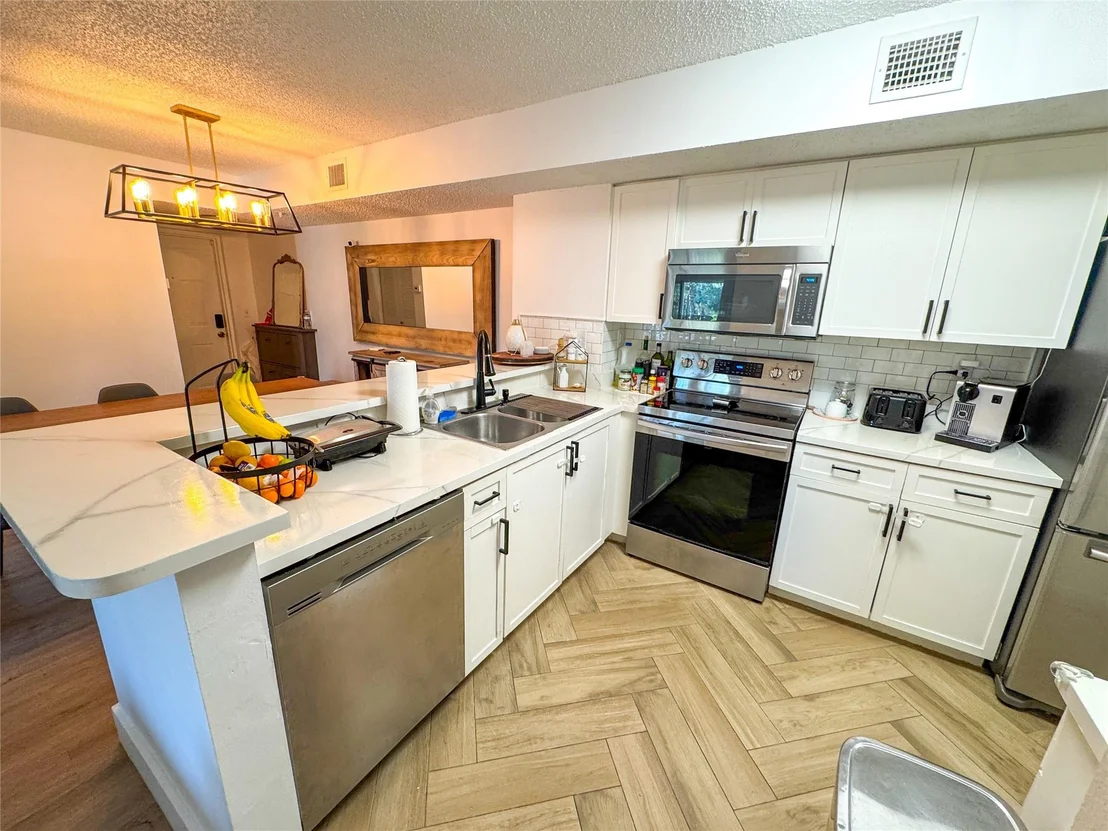 Photo of Unit 2113 at 3830 Lyons Road