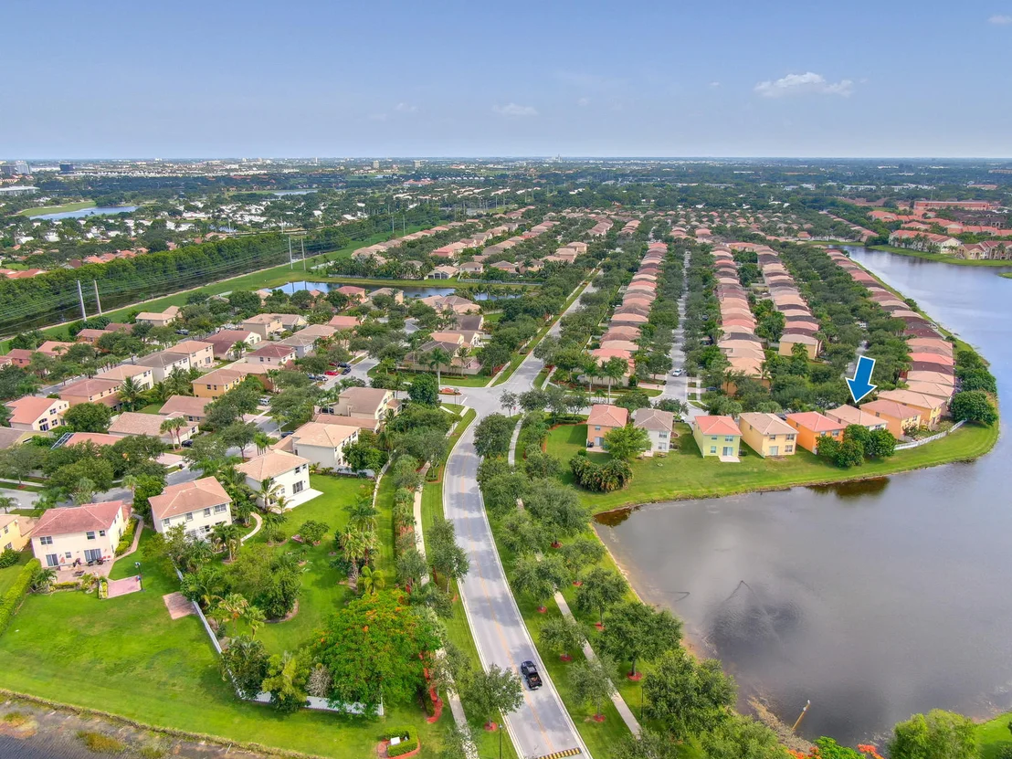 Photo of 4497 Lake Lucerne Circle