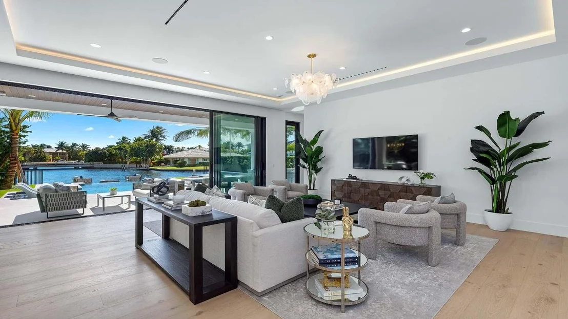 Photo of 1142 Harbor Drive