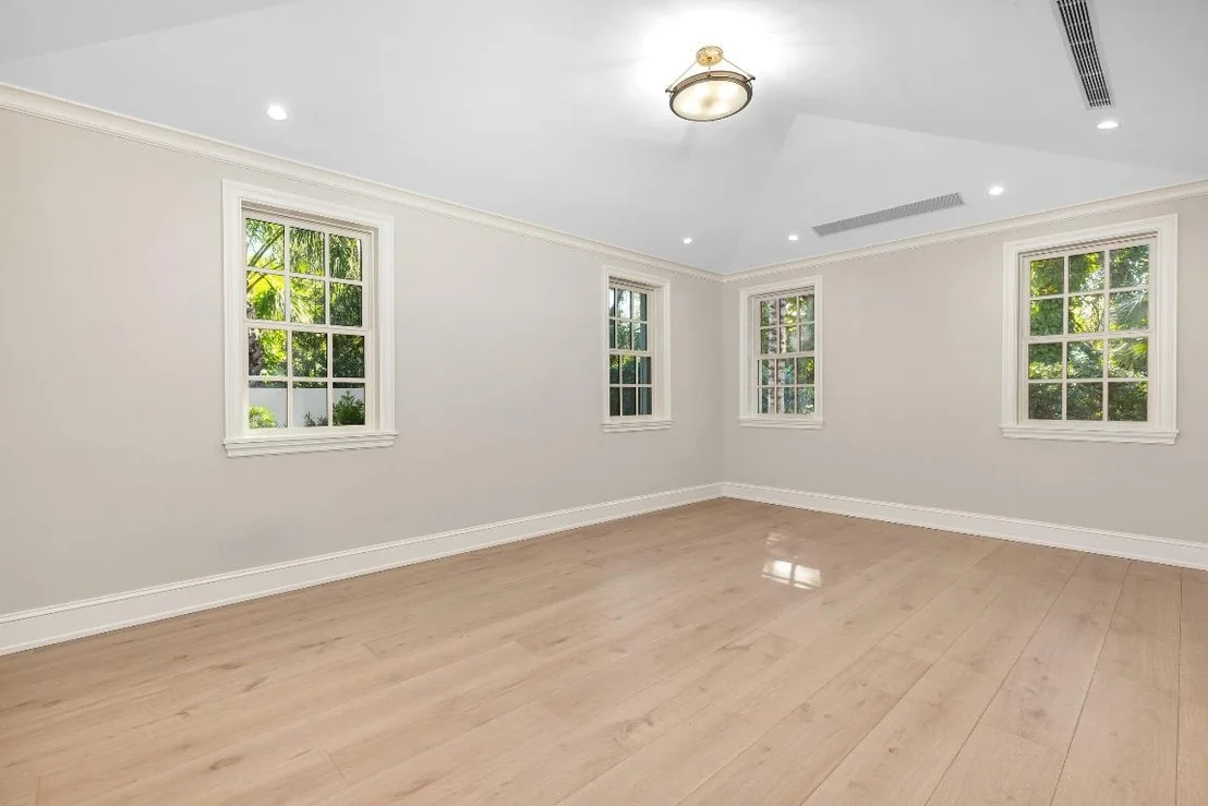 Photo of 433 Antigua Lane