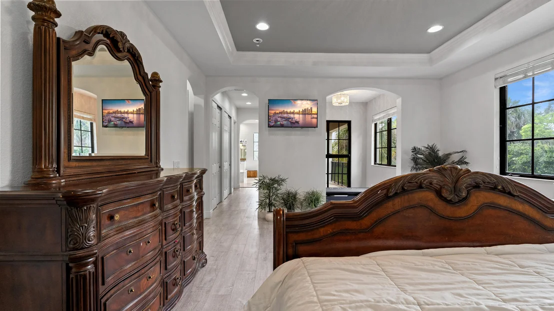 Photo of 9521 Eden Manor