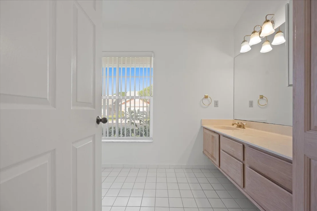Photo of 112 Palomino Drive