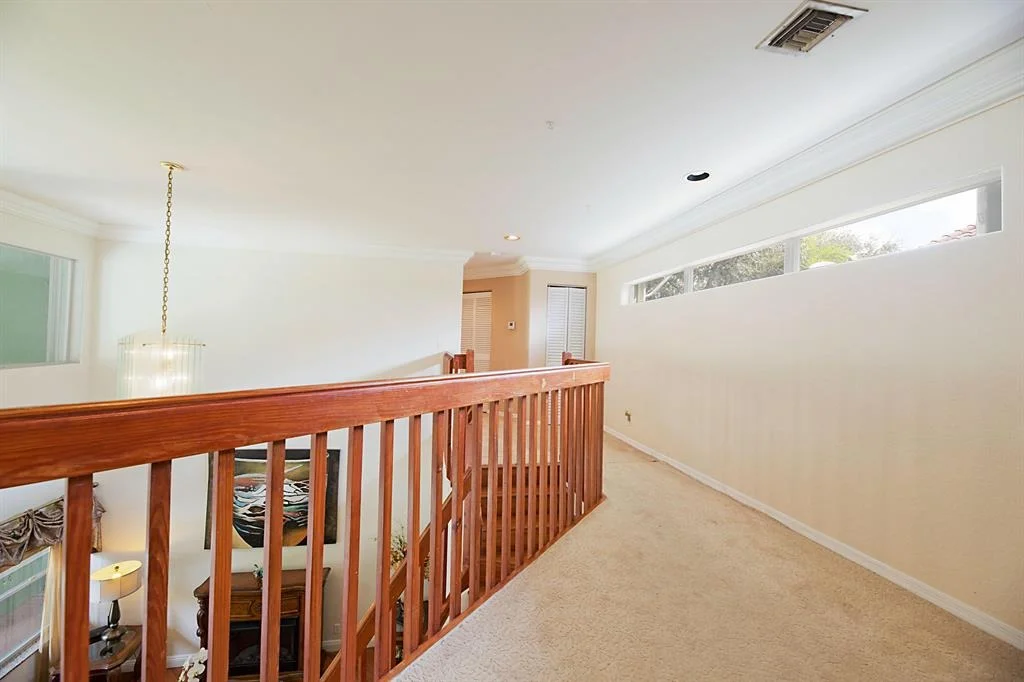 Photo of 5810 NW 60 Place