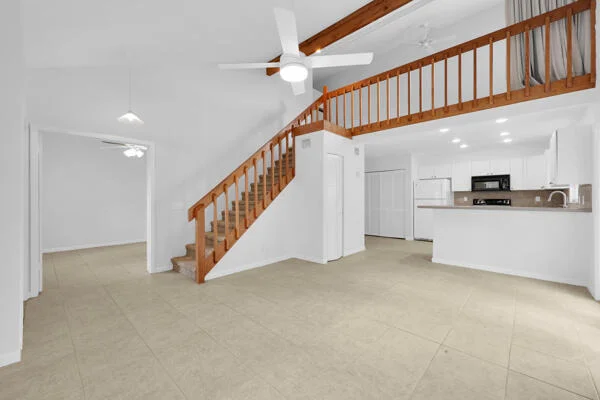 Photo of Unit A at 426 N Cypress Drive