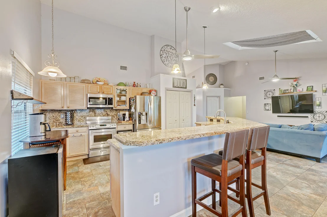 Photo of 1006 Center Street