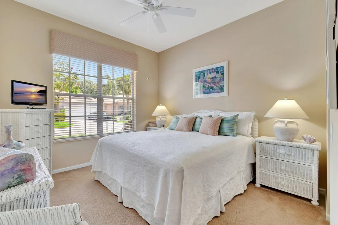 Photo of 9840 Chantilly Point Lane