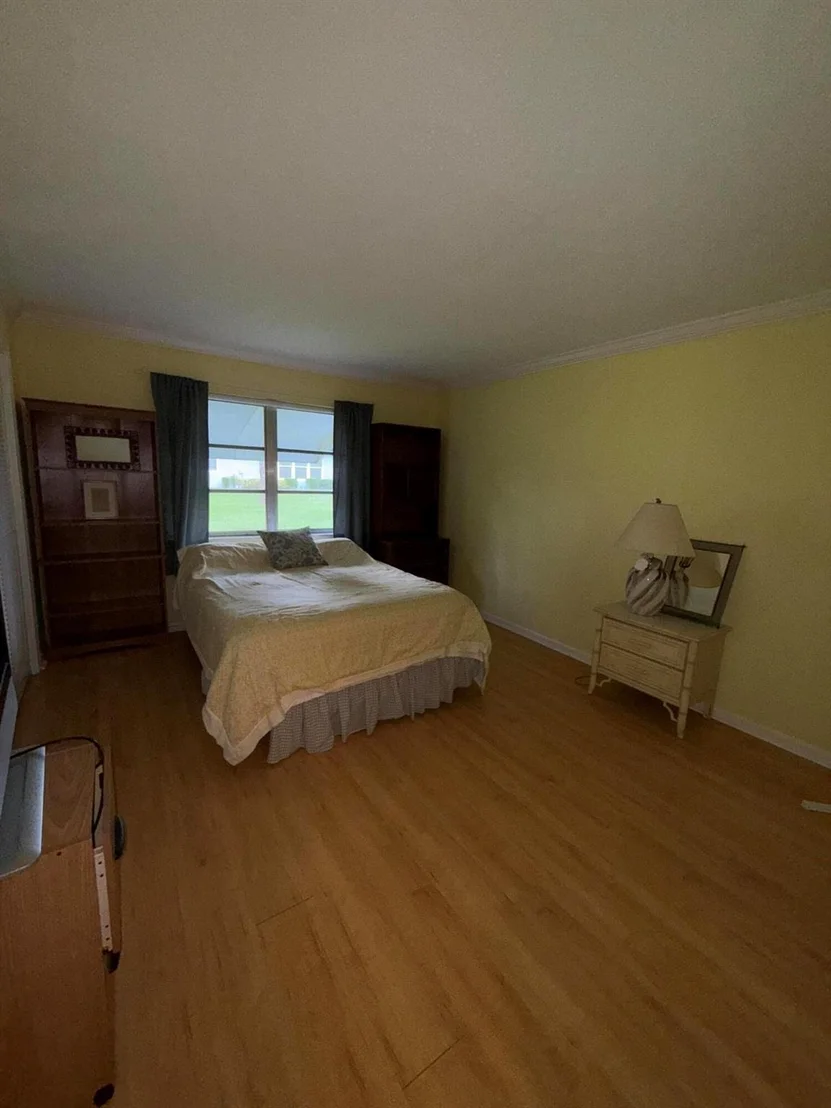 Photo of Unit A at 517 High Point Drive