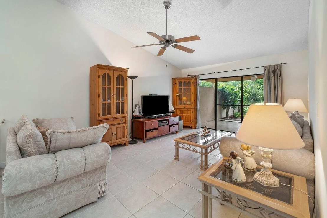 Photo of 7586 Solimar Circle