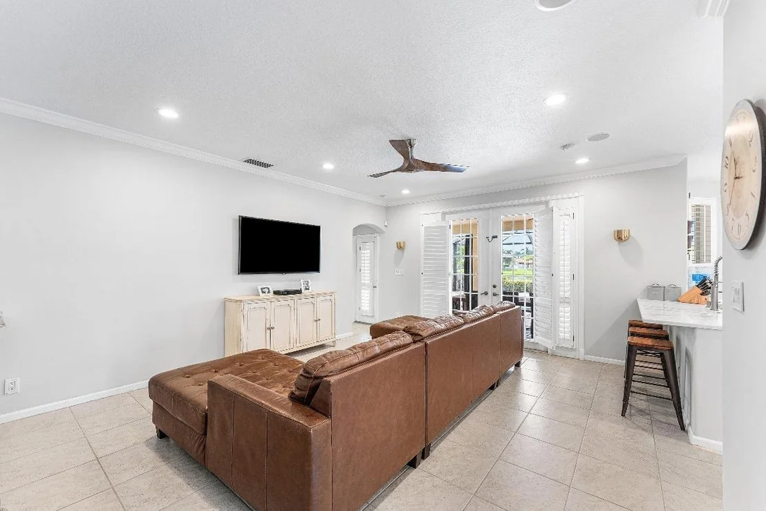 Photo of 6092 Indian Forest Circle
