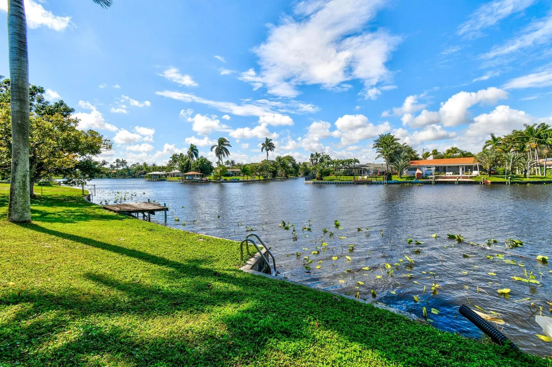 Photo of 7945 Pine Tree Lane