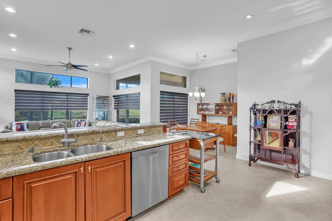 Photo of 6808 Shamrock Trail