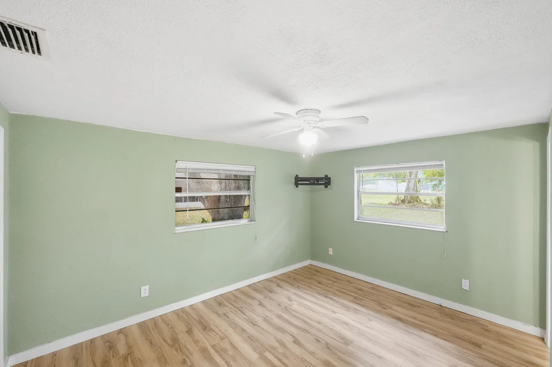 Photo of 601 Russ Road