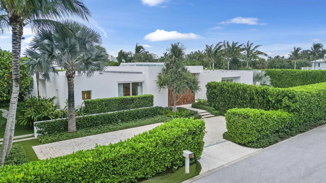 Photo of 200 Tradewind Drive