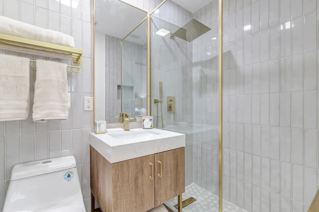 Photo of 1711 Gregory Road