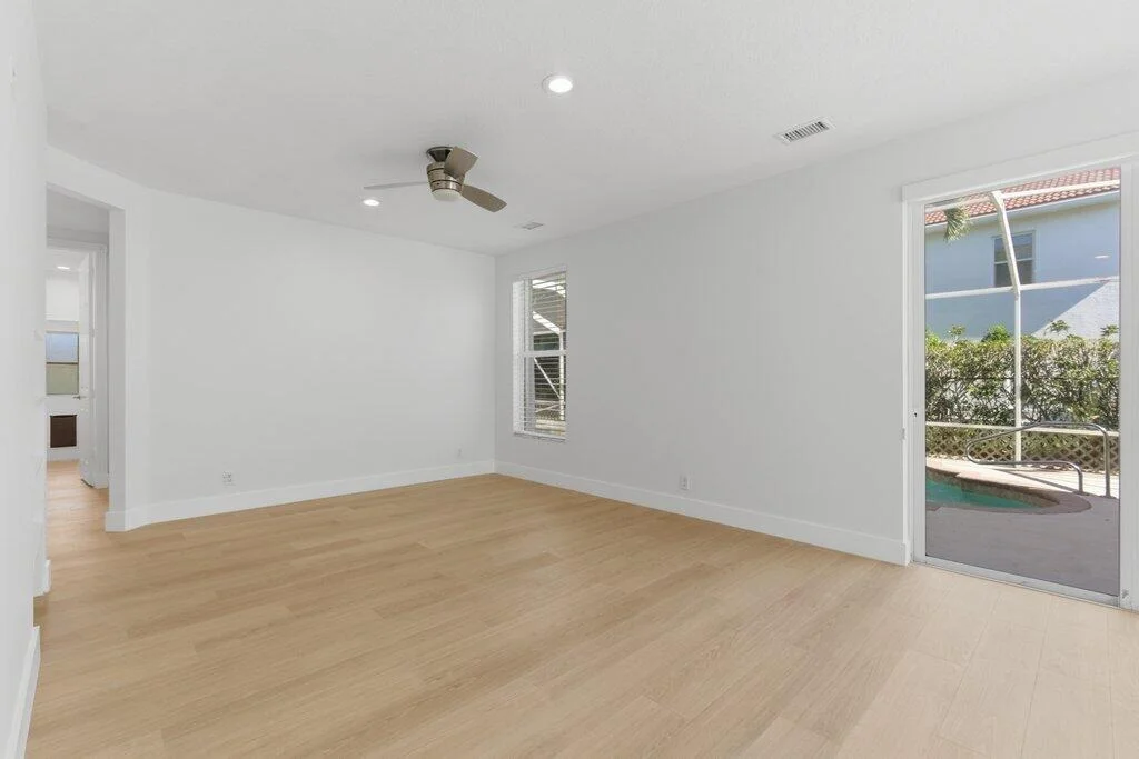 Photo of 220 Blackbird Lane