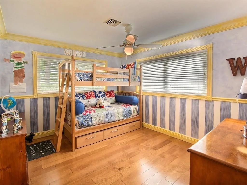 Photo of 1341 SE 3rd Way