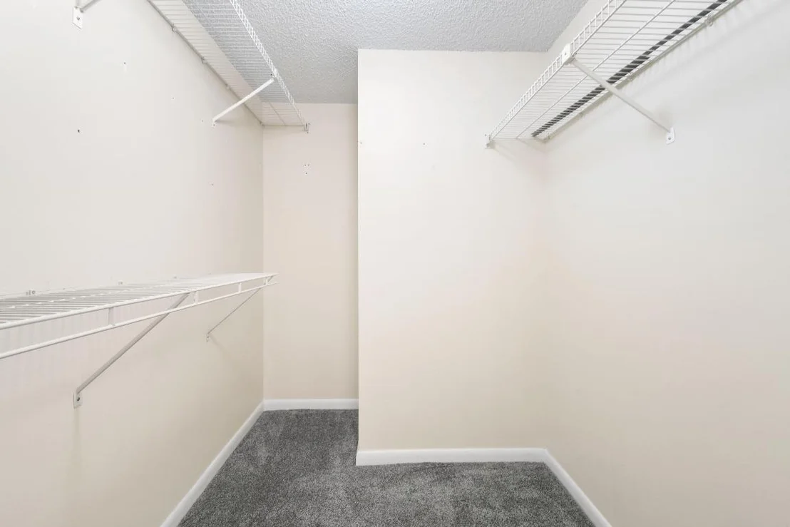 Photo of Unit B at 1001 Pinecrest Circle