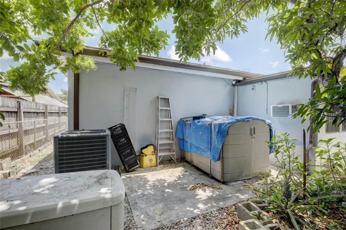 Photo of 7141 Biltmore Boulevard