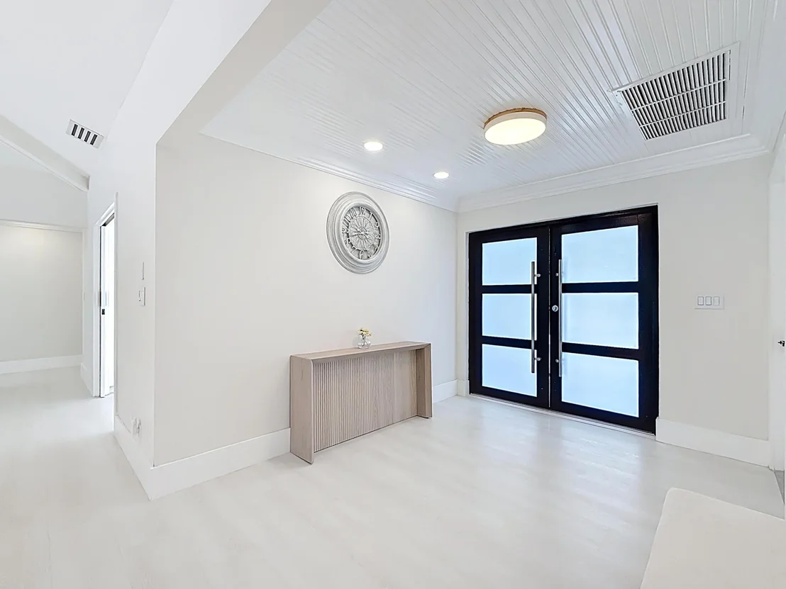 Photo of 5100 Pineview Circle