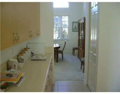 Photo of 6834 Treves