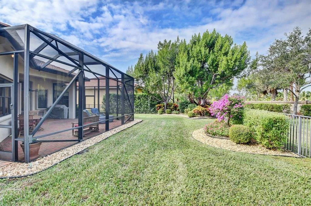 Photo of 9170 Isles Cay Drive