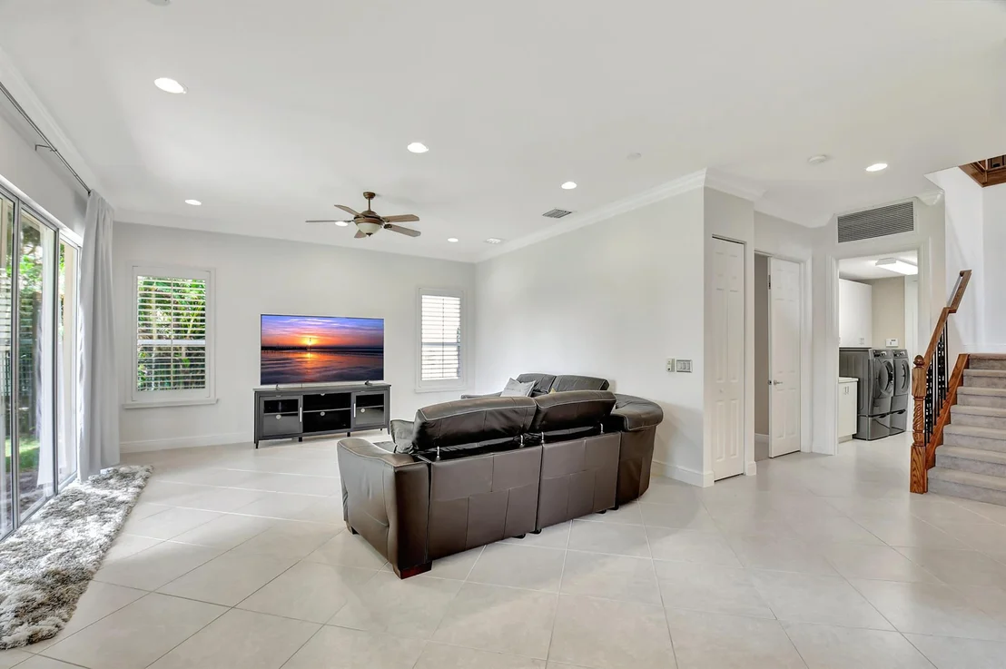 Photo of 10749 Castle Oak Drive