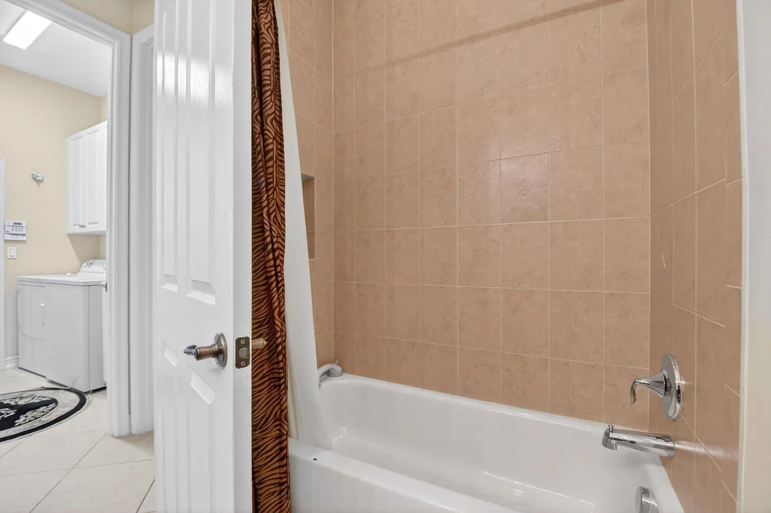 Photo of 7420 Twin Falls Drive