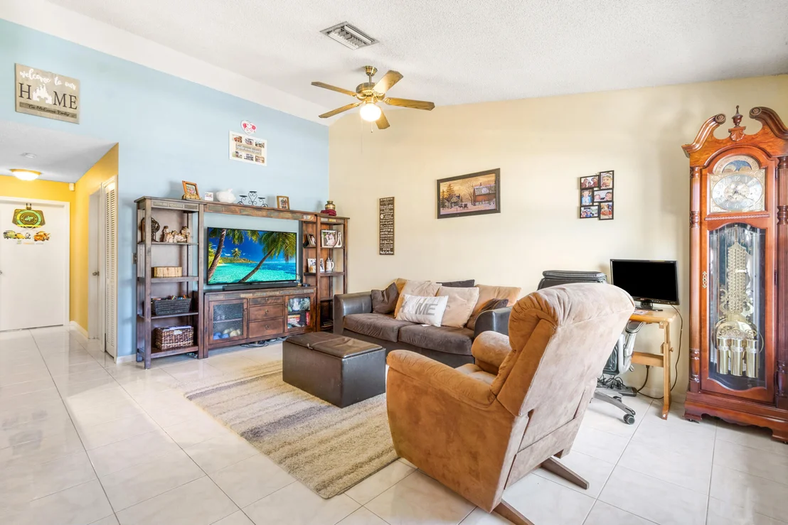 Photo of 5057 Arbor Glen Circle