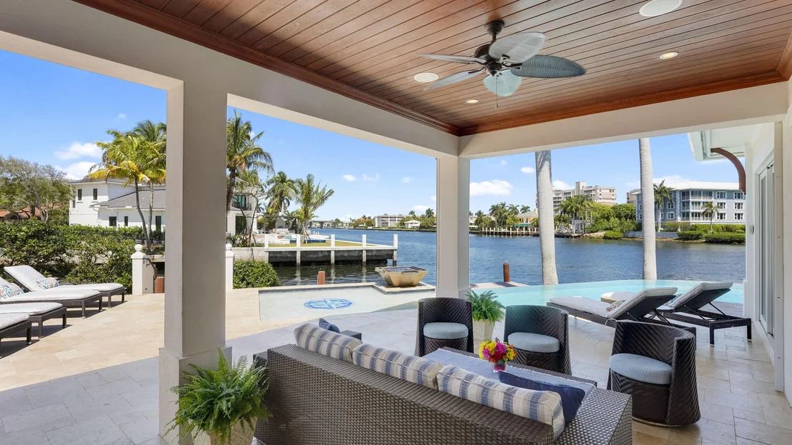 Photo of 975 Banyan Drive