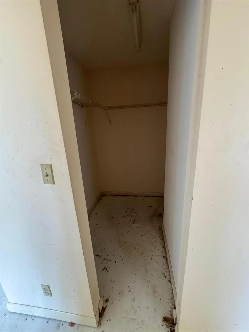 Photo of 702 Enfield Road